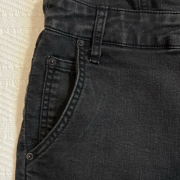 Free People Womens Skinny Denim Overalls Size 27 Faded Black Mid Rise Stretch - Picture 4 of 7